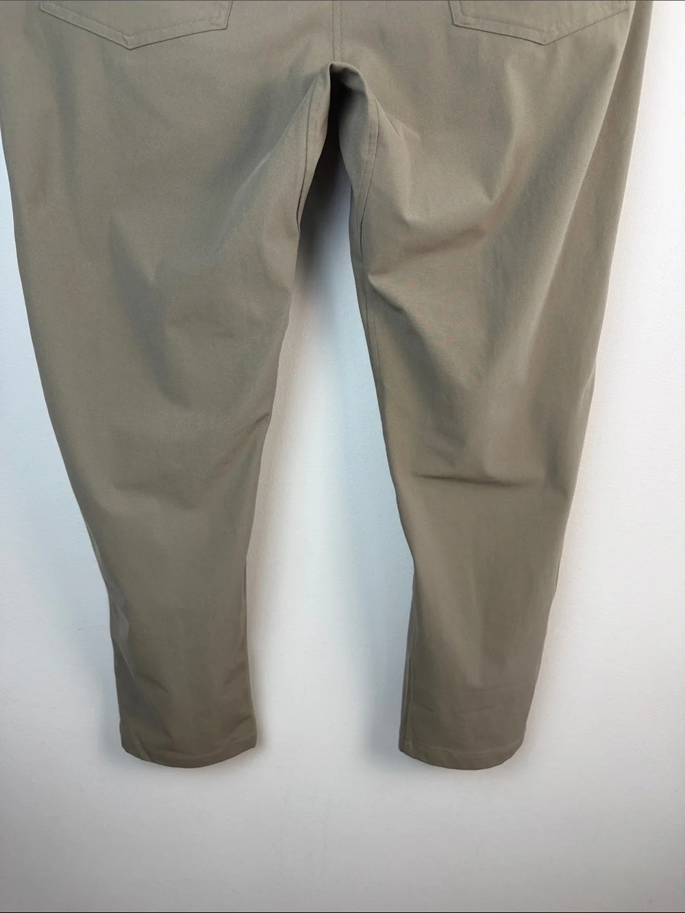Lululemon ABC Slim Fit 5 Pocket Pant 32”  Warpstreme Size 44 Workout Casual Gym